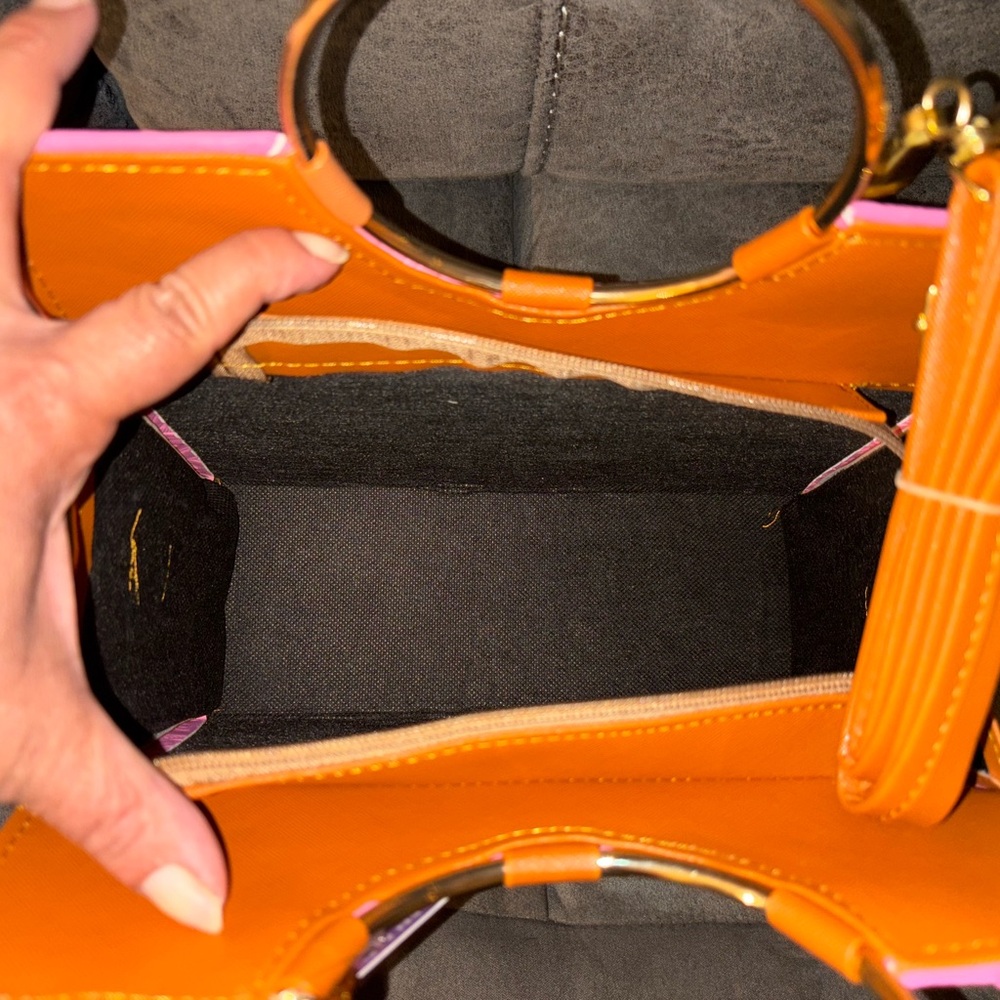Pink Embossed Handbag - Picture 5 of 5